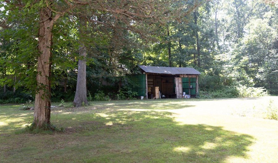 234 Airline Rd, Clinton, CT 06413 - 3 Beds, 2 Bath