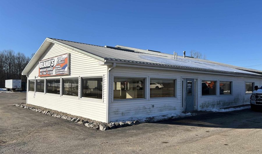 1600 Williams Rd, Bedford, IN 47421 - 0 Beds, 2 Bath