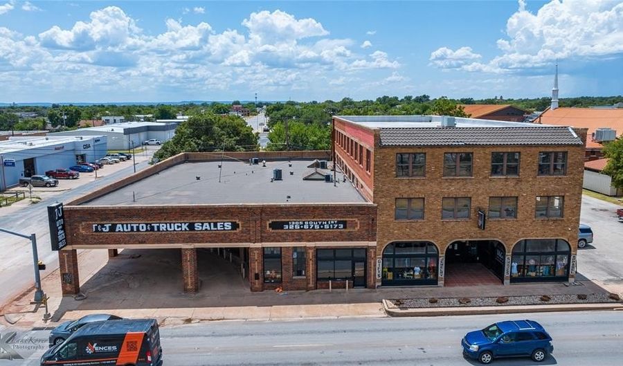 1315 S 1st St, Abilene, TX 79602 - 0 Beds, 0 Bath