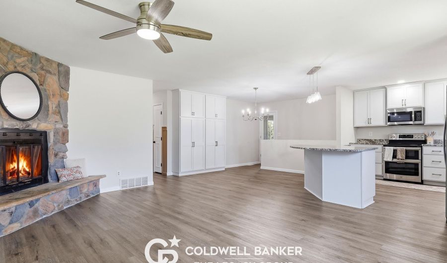 368 Indian Paintbrush St, Casper, WY 82604 - 4 Beds, 3 Bath