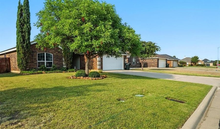 217 Sugarberry Ave, Abilene, TX 79602 - 4 Beds, 2 Bath