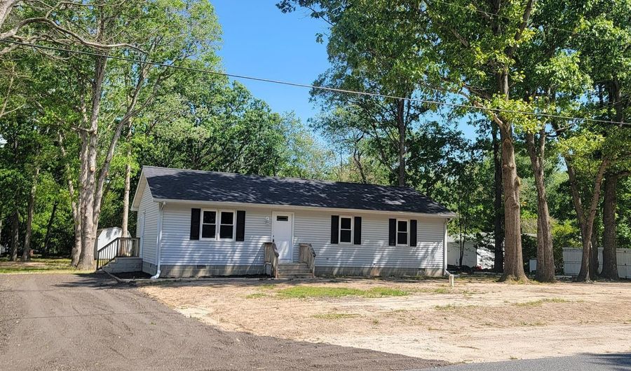 626 CLOVERFIELD Ln, Harrington, DE 19952 - 3 Beds, 2 Bath