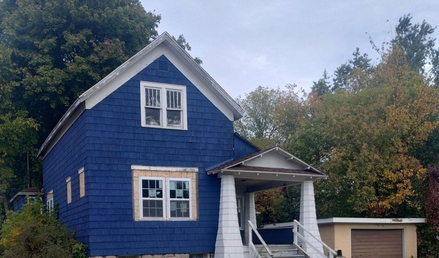 217 S Sixth, Alpena, MI 49707 - 3 Beds, 2 Bath