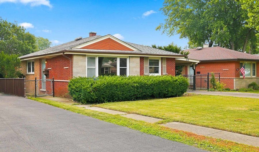 1113 S Haddow Ave, Arlington Heights, IL 60005 - 3 Beds, 2 Bath