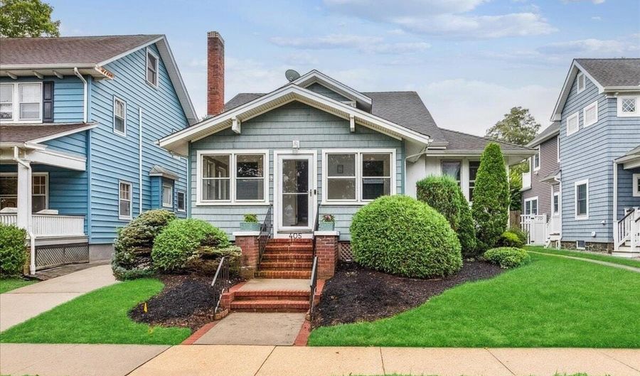 405 10th Ave, Belmar, NJ 07719 - 6 Beds, 6 Bath