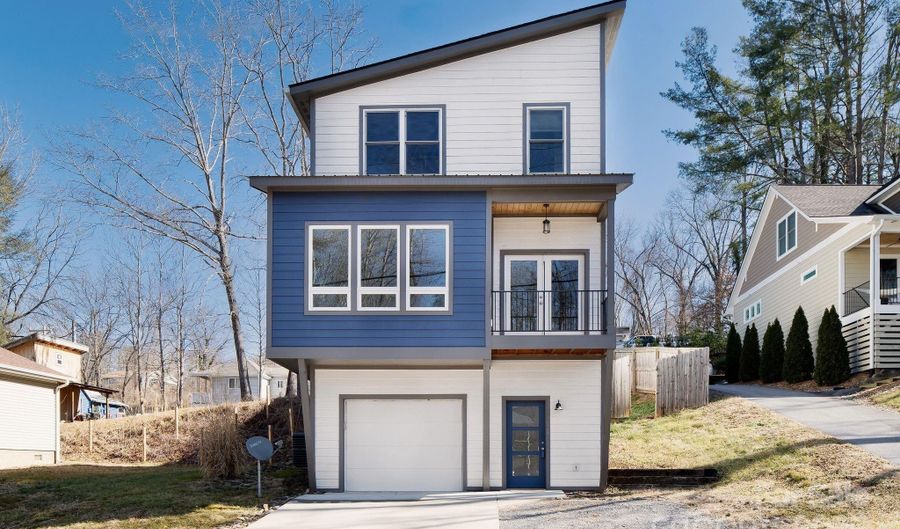 308 London Rd, Asheville, NC 28803 - 3 Beds, 3 Bath
