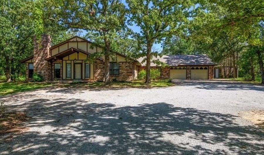 214 Edna Mae Ln, Bartlesville, OK 74003 - 3 Beds, 3 Bath