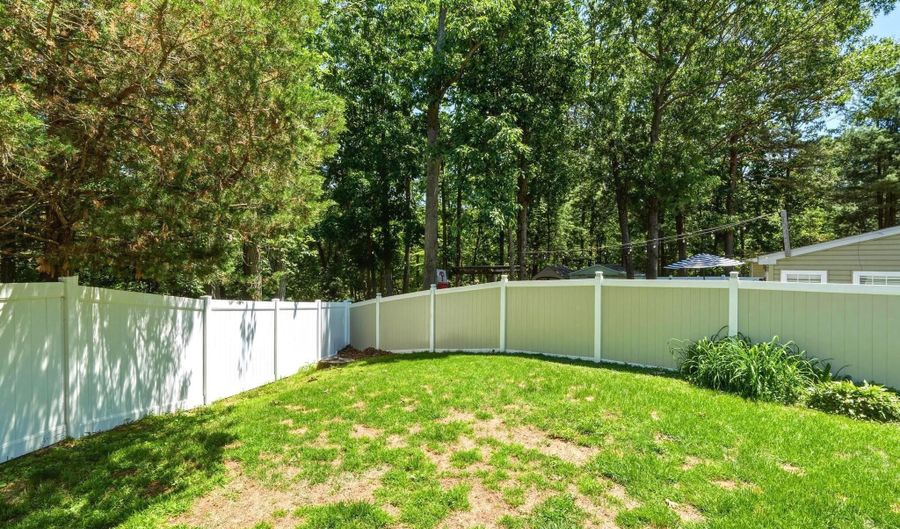11 WINDINGBROOK Ct, Atco, NJ 08004 - 2 Beds, 3 Bath