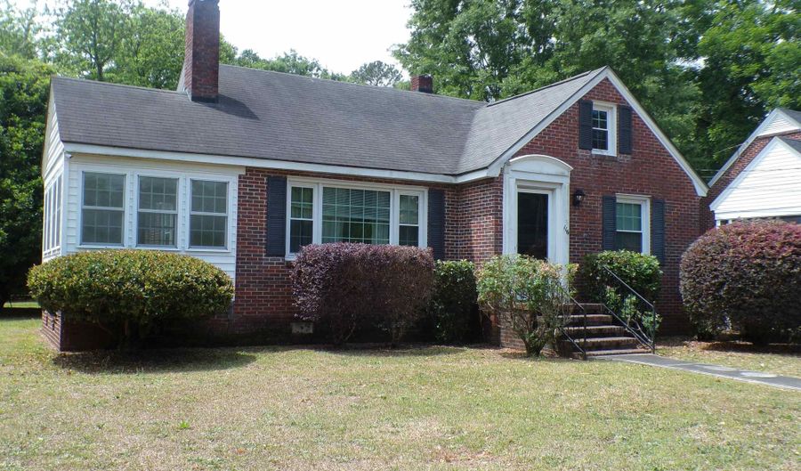 116 Davis St, Bishopville, SC 29010 - 3 Beds, 1 Bath