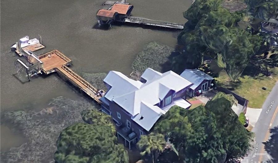 207 Barley Rd, Savannah, GA 31410 - 3 Beds, 3 Bath