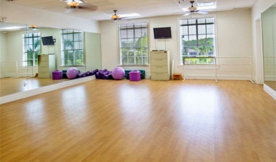 3370 Chestnut Grove Dr, Alva, FL 33920 - 4 Beds, 3 Bath