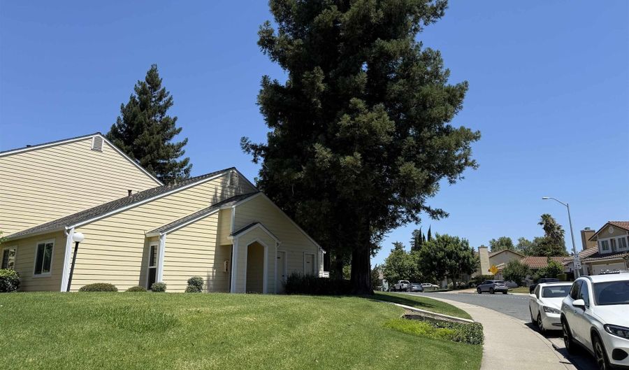 2714 Harvest Ln, Antioch, CA 94531 - 3 Beds, 2 Bath