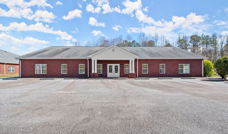 135 Midway Xing, Cornelia, GA 30531 - 0 Beds, 0 Bath