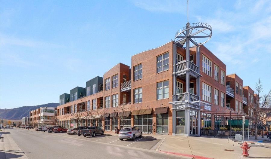 231 Robinson St 226, Basalt, CO 81621 - 2 Beds, 2 Bath