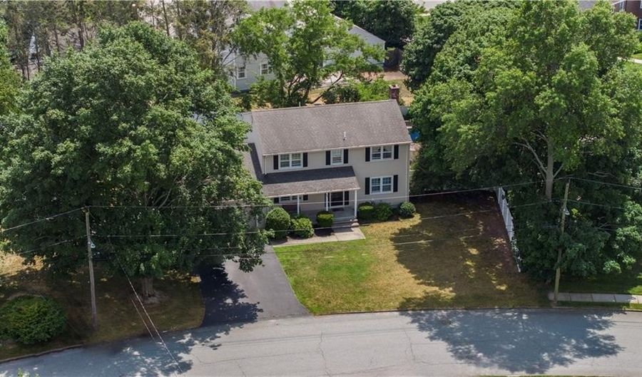 94 Hybrid Dr, Cranston, RI 02920 - 4 Beds, 3 Bath
