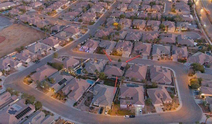 10548 Ettenmoor Ave, Las Vegas, NV 89135 - 4 Beds, 3 Bath