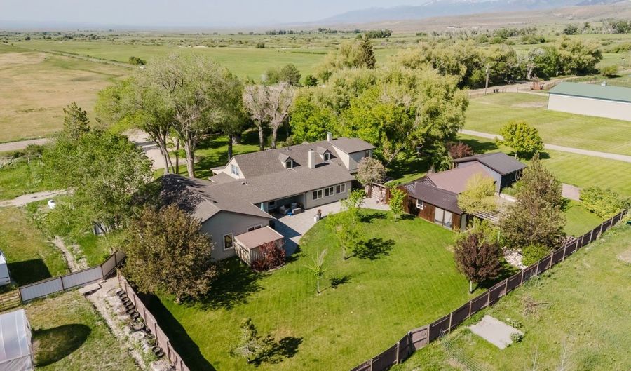 3163 Clubine Rd, Lamoille, NV 89828 - 3 Beds, 3 Bath