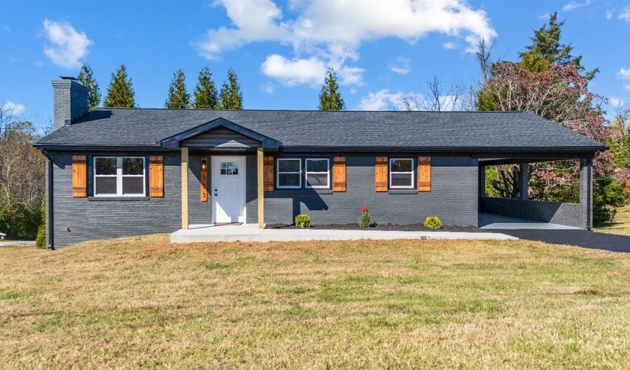 333 N Main St, Amherst, VA 24521 - 3 Beds, 2 Bath