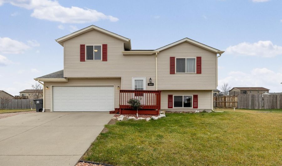 319 Grandeur Ln, Box Elder, SD 57719 - 3 Beds, 2 Bath