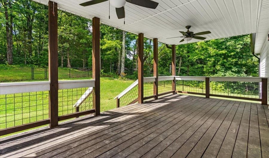 204 County Road 439, Athens, TN 37303 - 3 Beds, 3 Bath