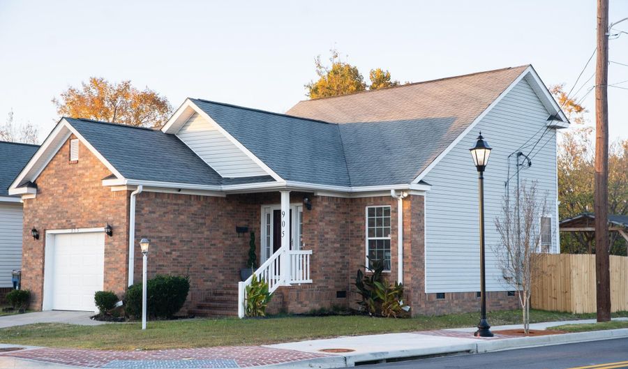 905 Hopkins St, Augusta, GA 30901 - 3 Beds, 2 Bath