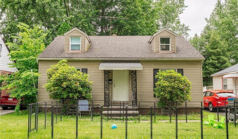 892 Hayden Ave, Akron, OH 44320 - 3 Beds, 2 Bath
