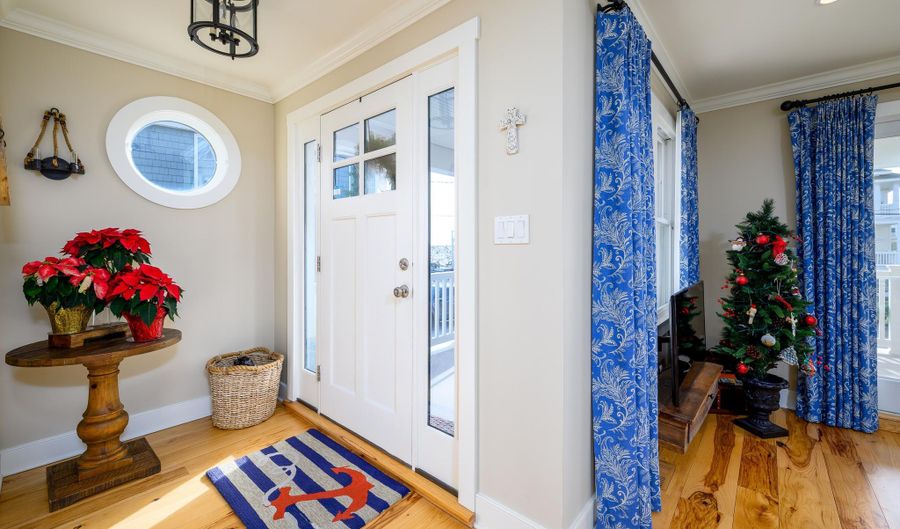 211 Stratford Ave, Beach Haven, NJ 08008 - 4 Beds, 4 Bath