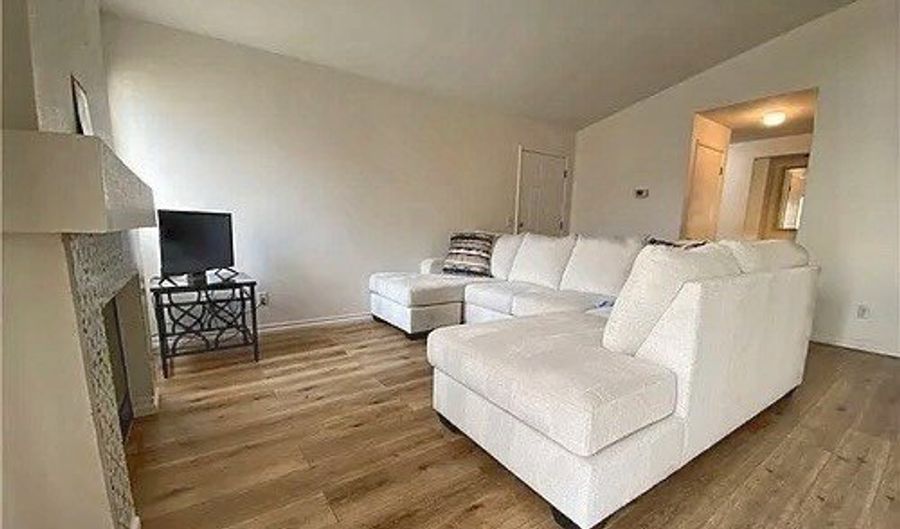 7905 Lago Vista Ln 201, Las Vegas, NV 89145 - 2 Beds, 2 Bath
