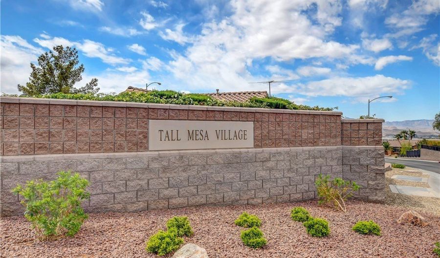 2092 Wildwood Lake St, Henderson, NV 89052 - 3 Beds, 2 Bath