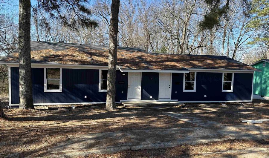 34 B Hiland Pl, Benton, AR 72015 - 2 Beds, 1 Bath