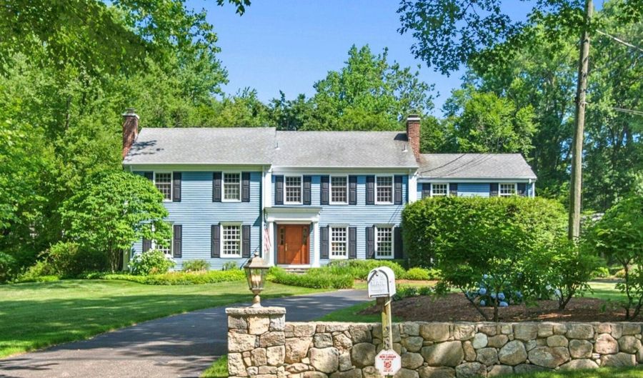 28 Royle Rd, Darien, CT 06820 - 5 Beds, 4 Bath