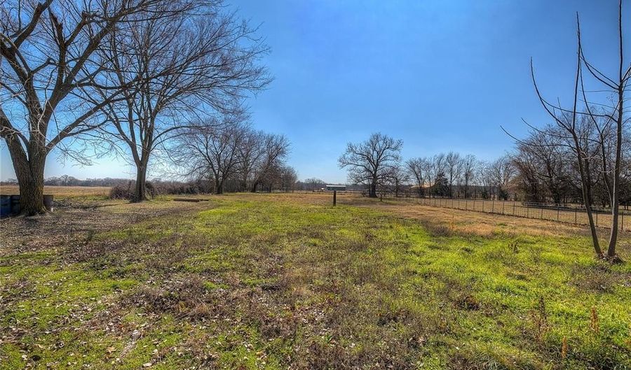 643 RS County Road 3371, Alba, TX 75410 - 3 Beds, 2 Bath