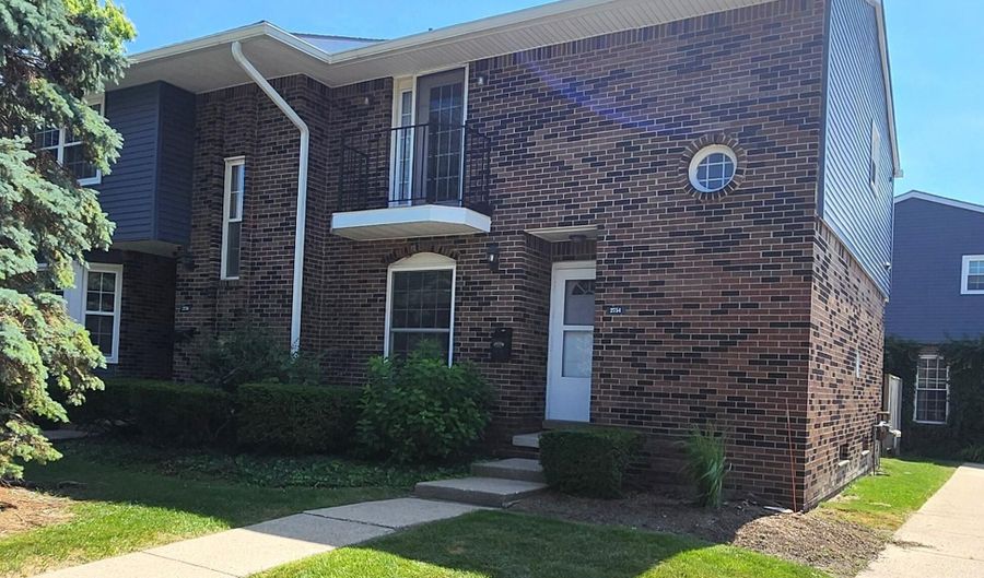 2754 Page Ave, Ann Arbor, MI 48104 - 2 Beds, 2 Bath