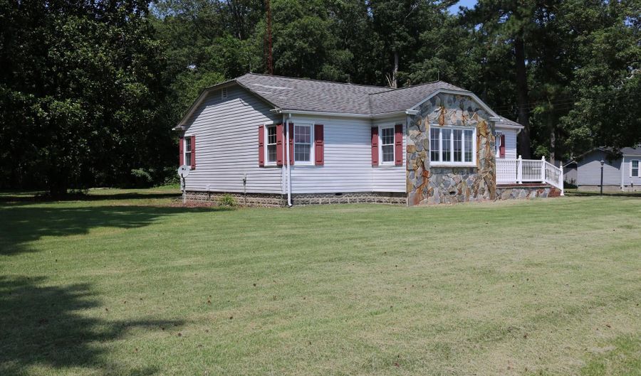 111 WILLIAMSVILLE Rd, Houston, DE 19954 - 3 Beds, 2 Bath