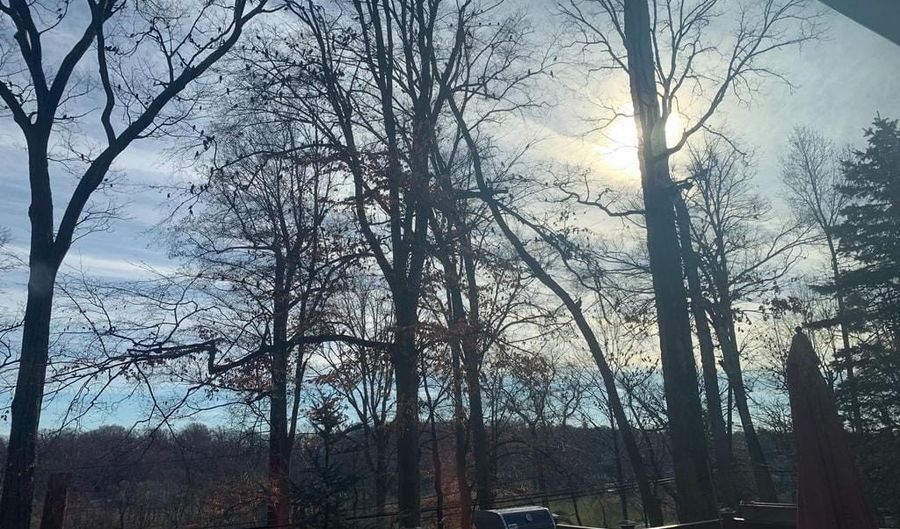 1901 ACORN Ln, Abington, PA 19001 - 3 Beds, 2 Bath