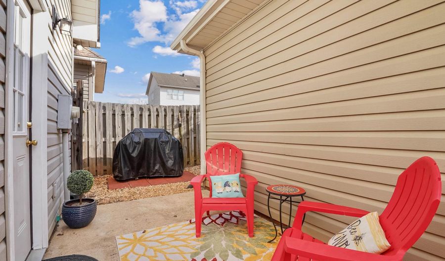 1048 ALDEN GLEN Dr, Moody, AL 35004 - 3 Beds, 2 Bath