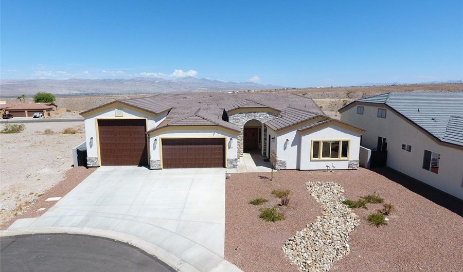 2333 Raven Ct, Bullhead City, AZ 86442 - 4 Beds, 4 Bath