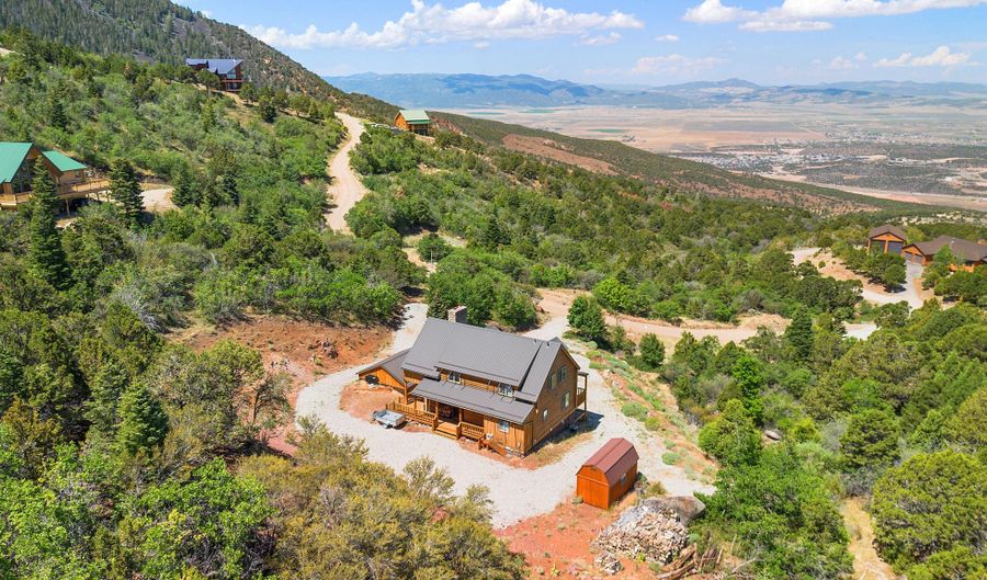 813 E High Mountain View Dr, Cedar City, UT 84720 - 4 Beds, 3 Bath