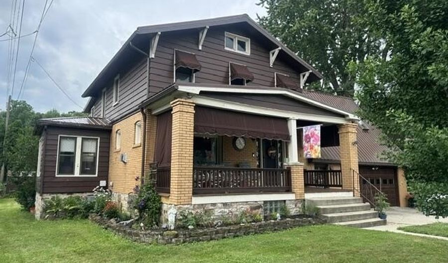715 58th St, Altoona, PA 16601 - 4 Beds, 3 Bath