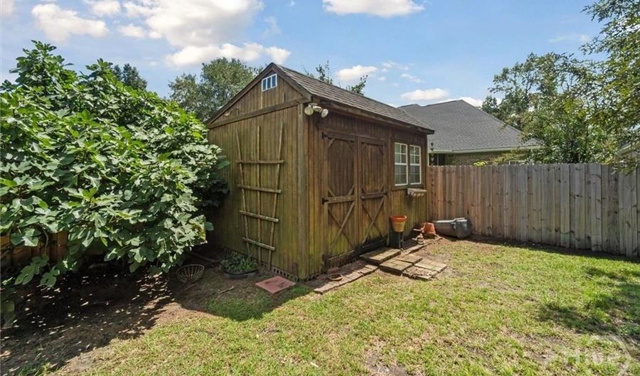 19 Conservation Dr, Savannah, GA 31419 - 4 Beds, 3 Bath