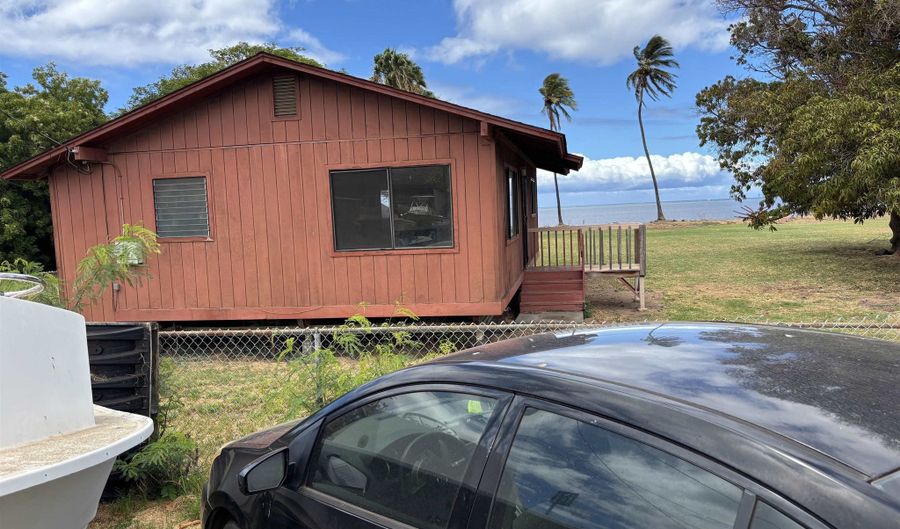 260 Seaside Pl, Kaunakakai, HI 96748 - 2 Beds, 1 Bath