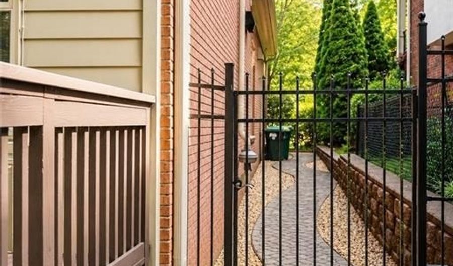 340 Nell Ct, Atlanta, GA 30342 - 7 Beds, 5 Bath