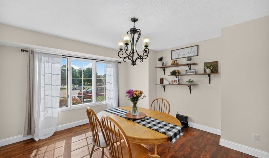 3706 SW Bluegrass Cir, Ankeny, IA 50023 - 3 Beds, 3 Bath