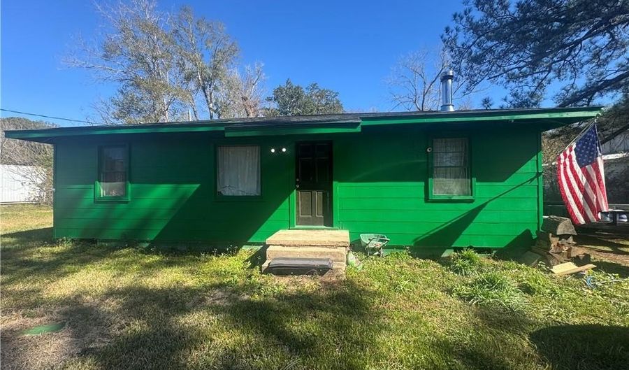 8588 Highway 188, Bayou La Batre, AL 36509 - 3 Beds, 2 Bath