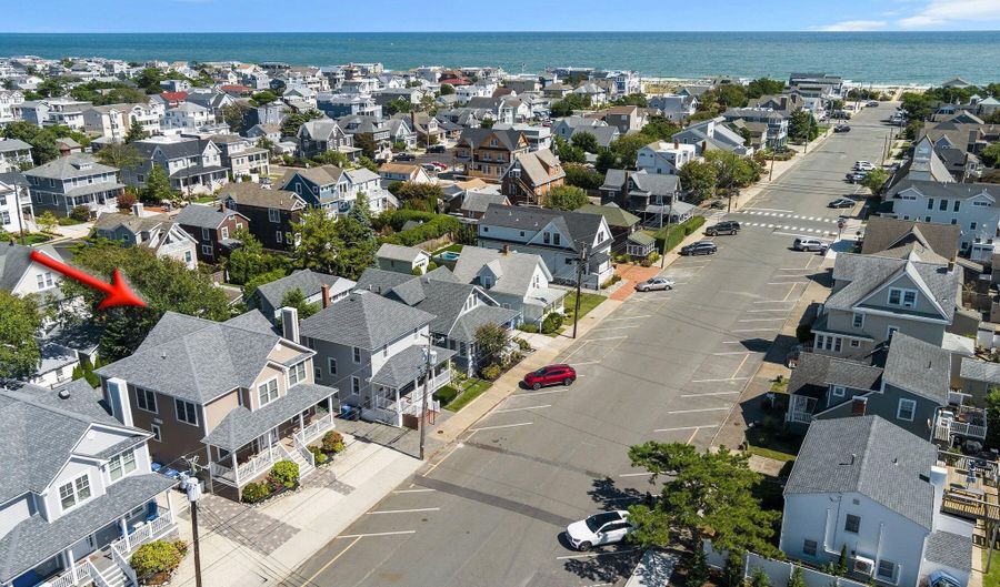 225 4th St, Beach Haven, NJ 08008 - 5 Beds, null Bath