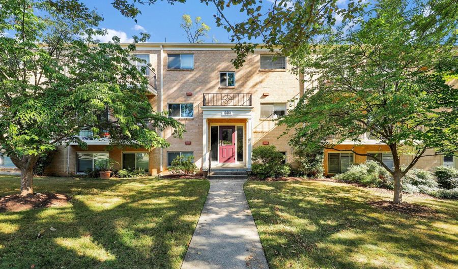 10661 MONTROSE Ave 202, Bethesda, MD 20814 - 2 Beds, 2 Bath