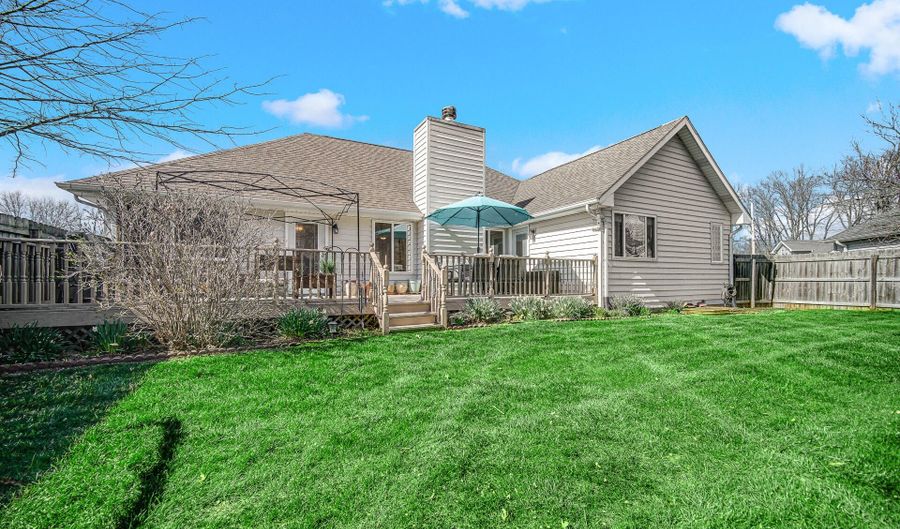 851 Marquette Rd, Chesterton, IN 46304 - 5 Beds, 3 Bath
