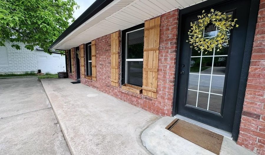 300 Jefferson St, Anderson, MO 64831 - 0 Beds, 0 Bath