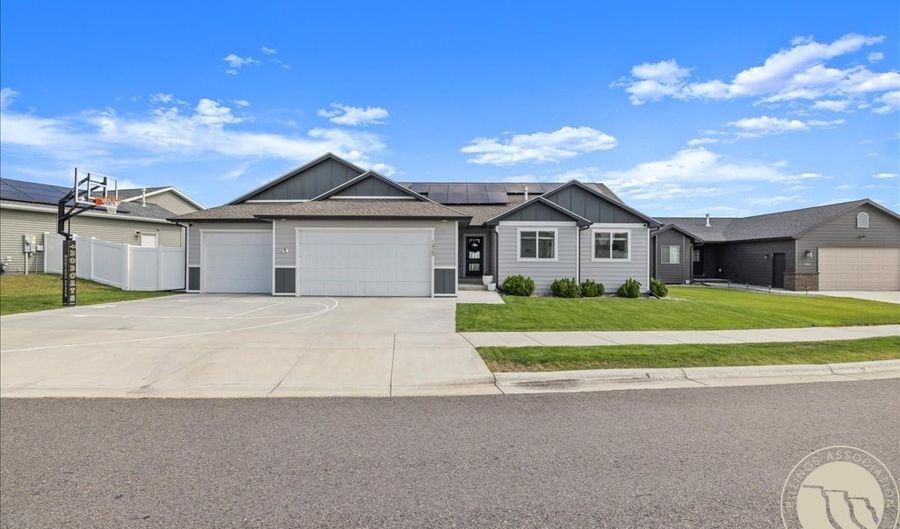 1425 Las Palmas Ave, Billings, MT 59105 - 5 Beds, 3 Bath