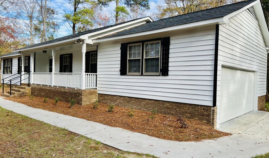 367 Wannamaker Dr, Barnwell, SC 29812 - 3 Beds, 2 Bath